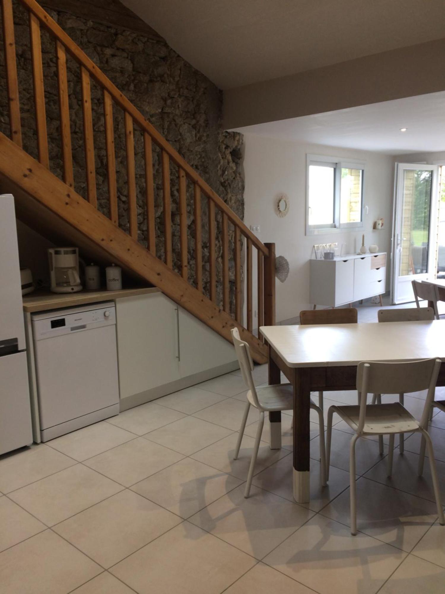 Le Petit Monty Gite Cote Jardin Saint-Malo-du-Bois Екстер'єр фото